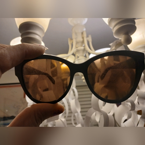 Saint Laurent Sunglasses - Picture 7 of 10